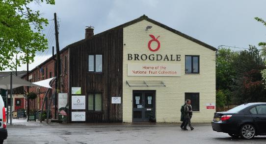 Brogdalefarmnationalfruitcollectionbuilding